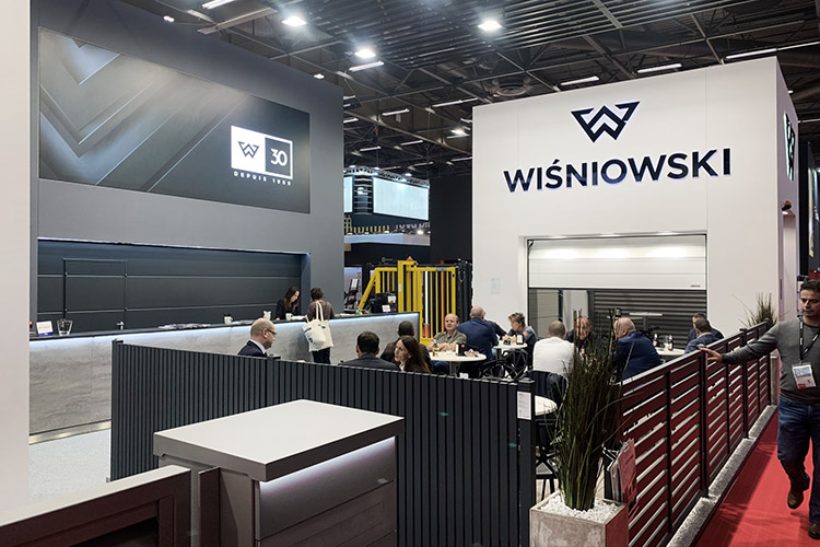 WISNIOWSKI at BATIMAT in Paris