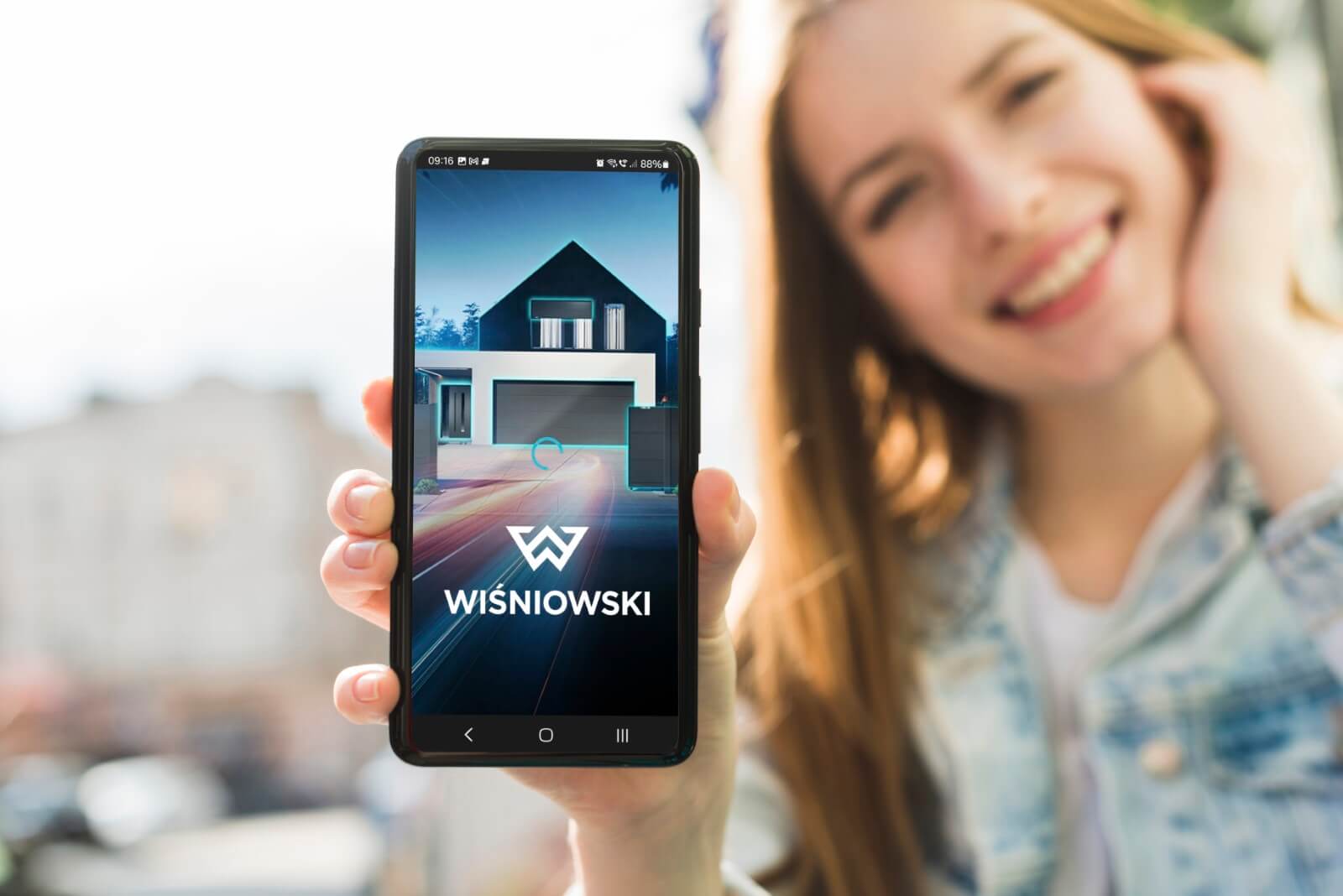 WISNIOWSKI connected mockup kobieta 2024 10 20