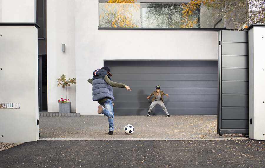 Bramy, okna, drzwi i ogrodzenia w doskonałej ofercie i ratach