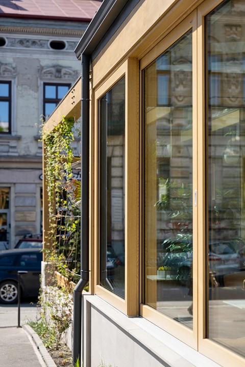 okna i drzwi tarasowe WISNIOWSKI w 220510 b8105